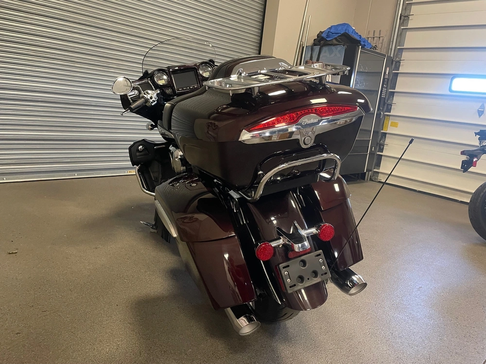 2021 Indian Motorcycle Roadmaster Limited - Crimson Metallic alt