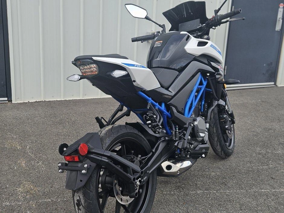 Cfmoto Nk 300 2024 alt