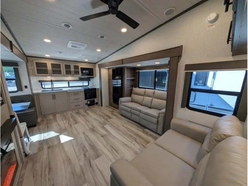 Keystone RV Cougar 2027