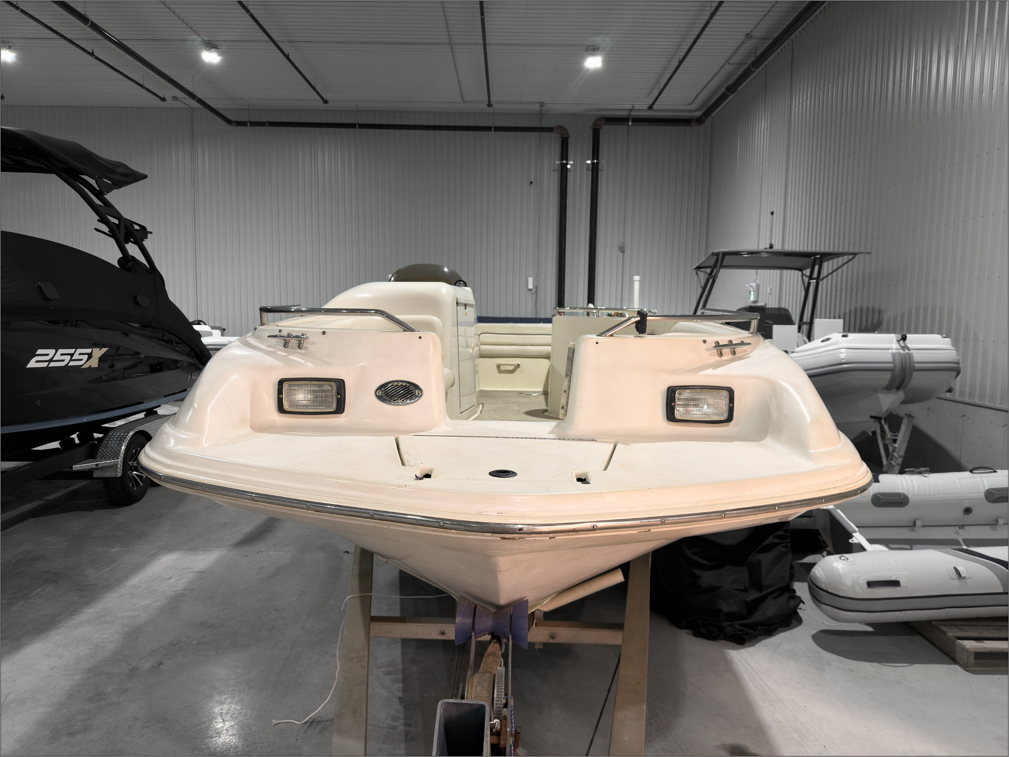 1999 Sea Ray 240 SunDeck thumbnail 3