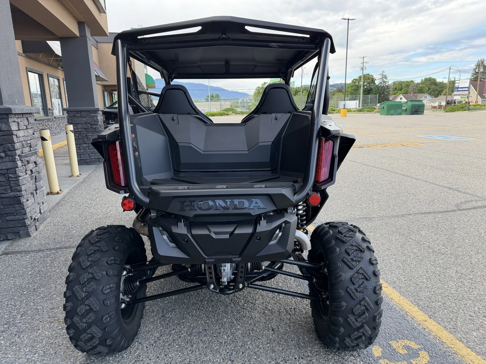 2025 Honda Talon 1000x alt