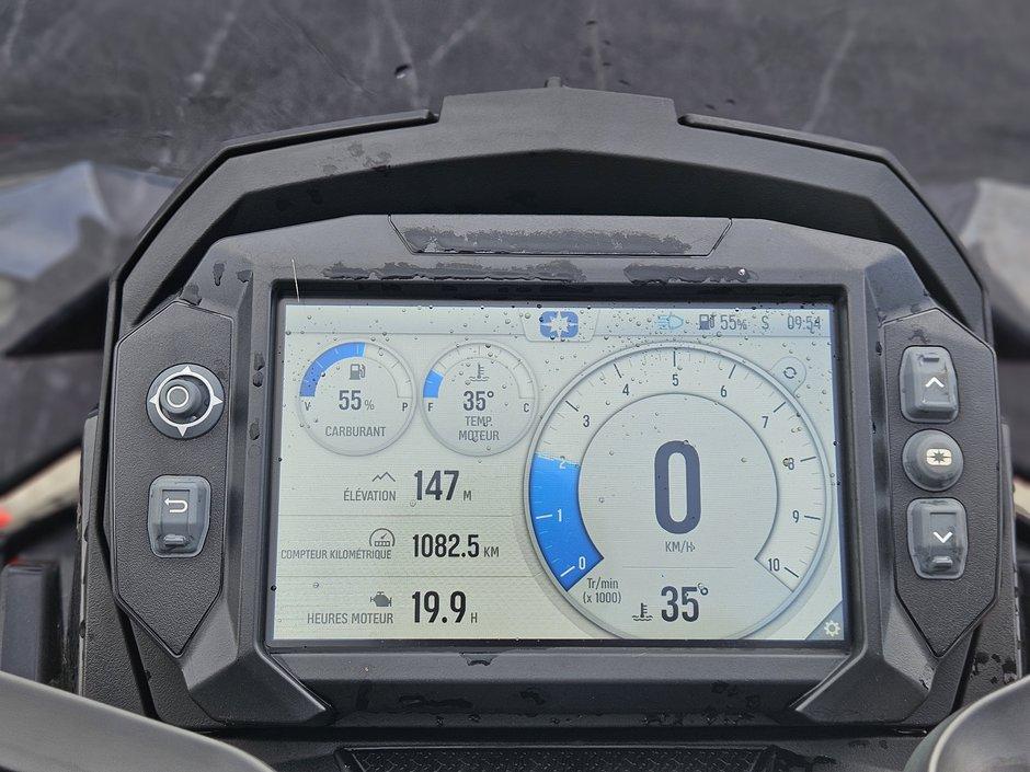 2025 Polaris 9R INDY XCR 136 thumbnail 13