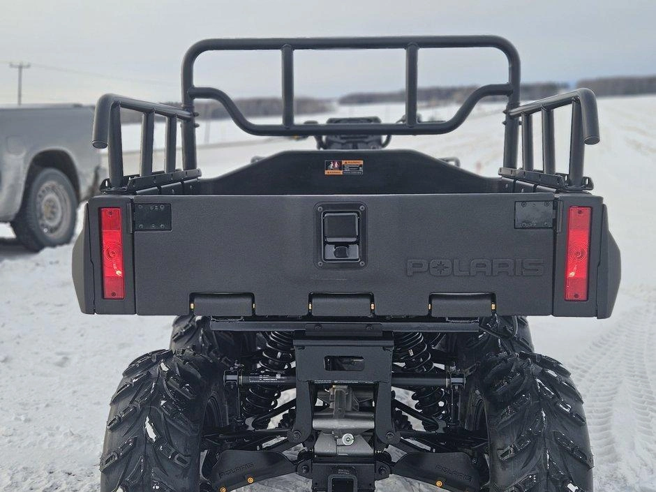 2025 Polaris Sportsman Big Boss 6x6 570 Eps alt