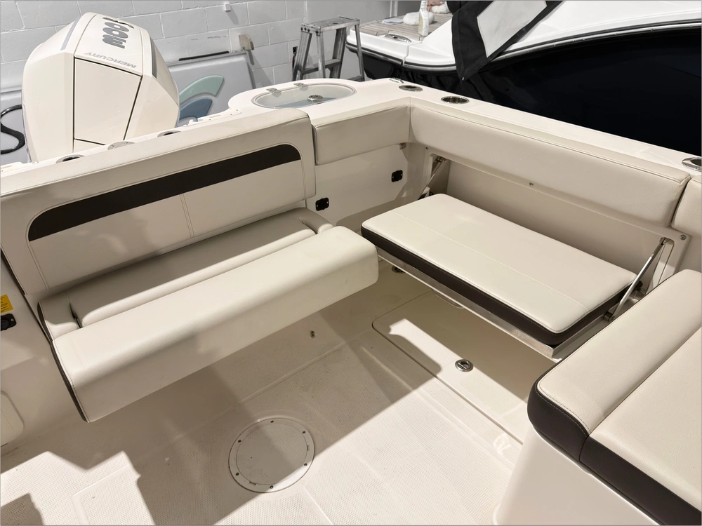 2023 Sailfish 245 Dc alt