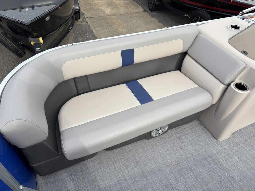 2025 Princecraft Jazz 17 W/40hp alt