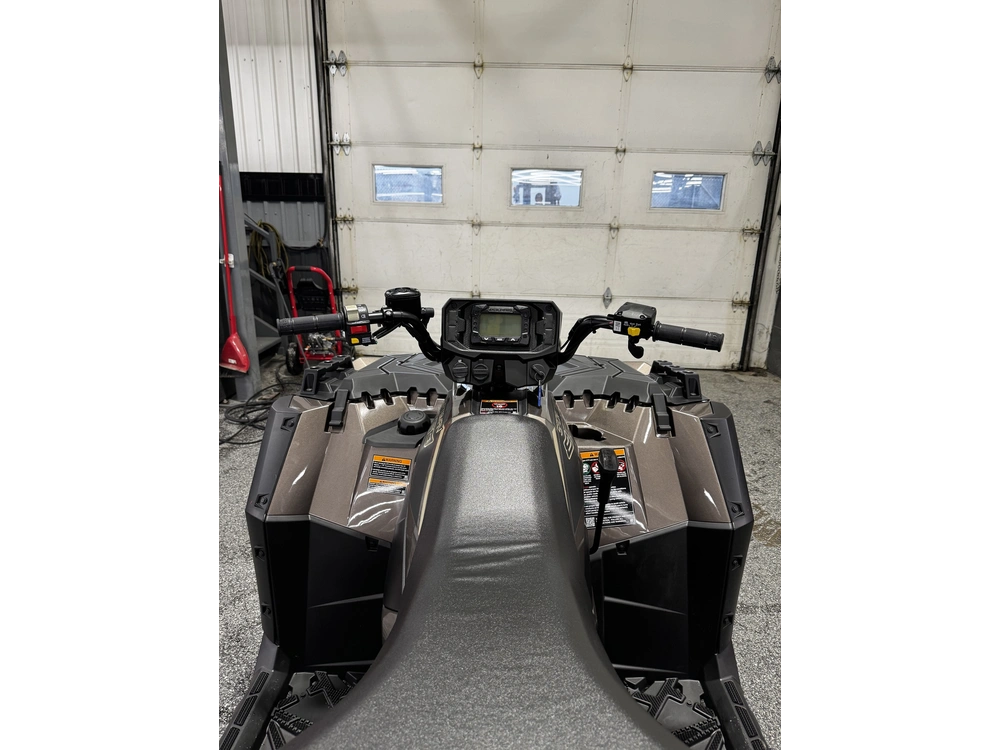 Polaris Sportsman 850 Premiu 2026 alt