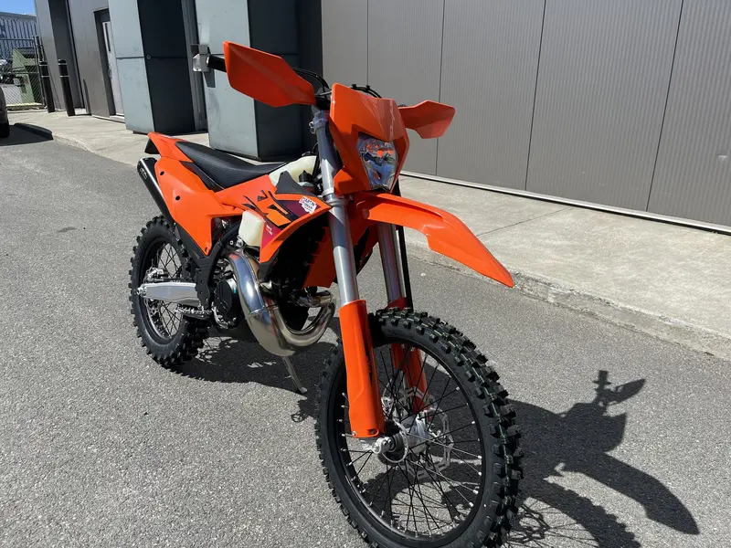 2026 KTM 300 XC-W thumbnail 2