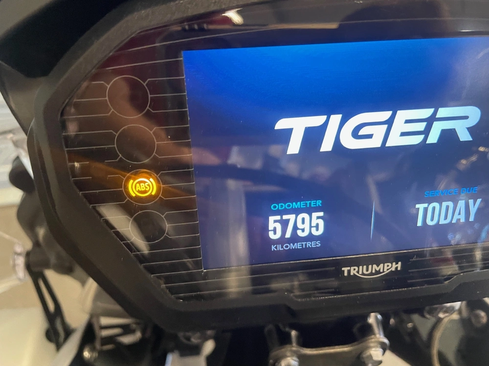 2019 Triumph Tiger 800 Xca alt