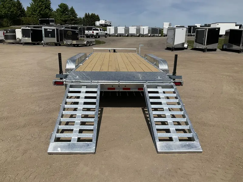 2026 Canada Trailers 82x20 10.5 Ton Galvanized Equipment