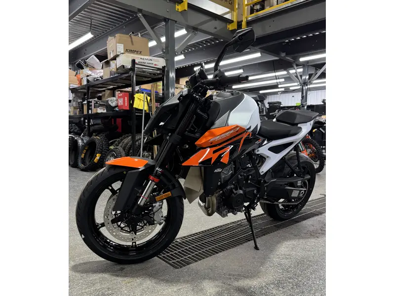 KTM 990 DUKE 2027