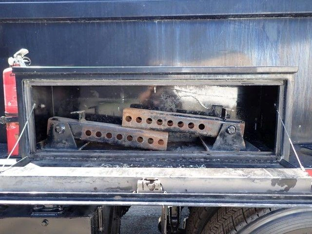 Freightliner M2106 2010