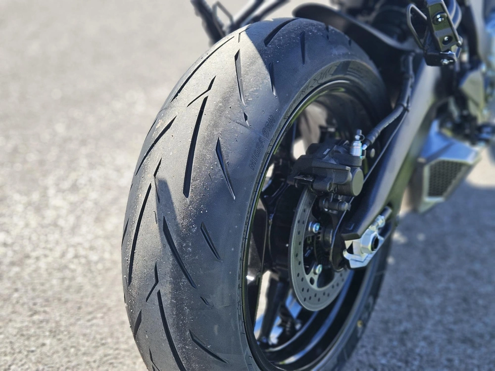 2026 Cfmoto 675nk alt