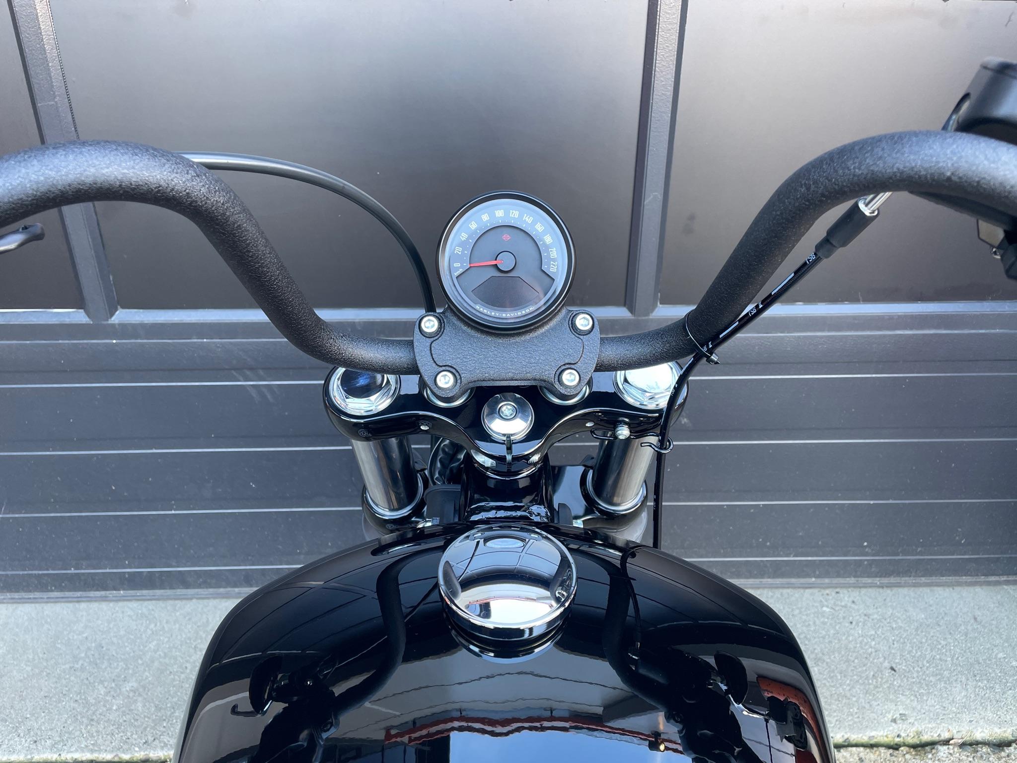 2026 Harley-Davidson FXBB - Street Bob® thumbnail 16