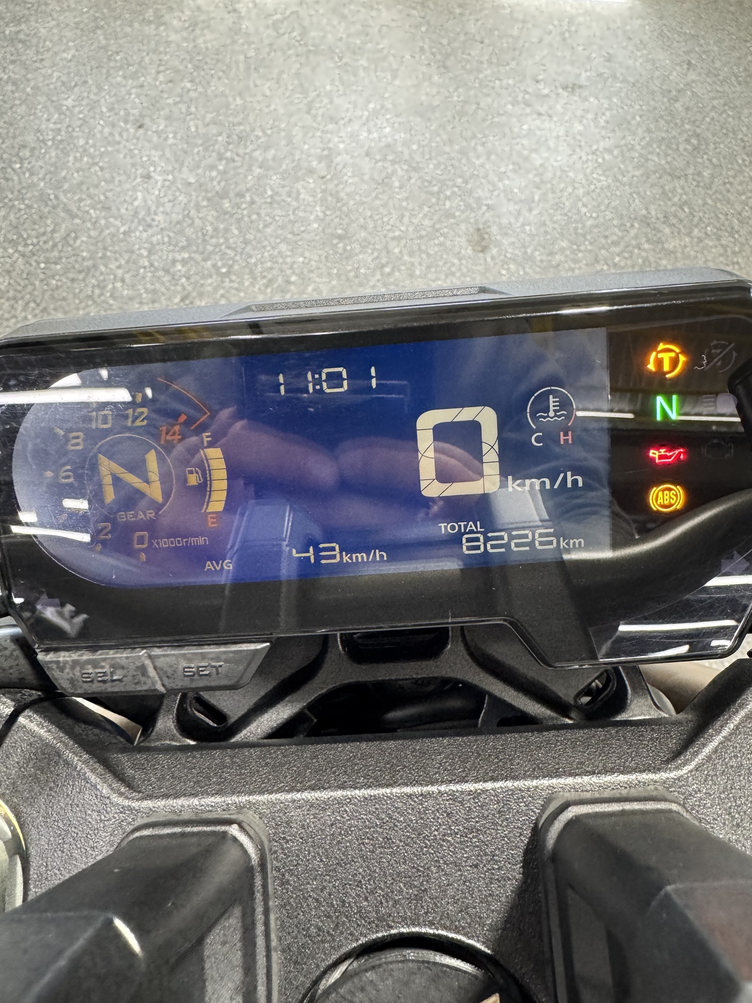 2020 Honda CB650R thumbnail 12