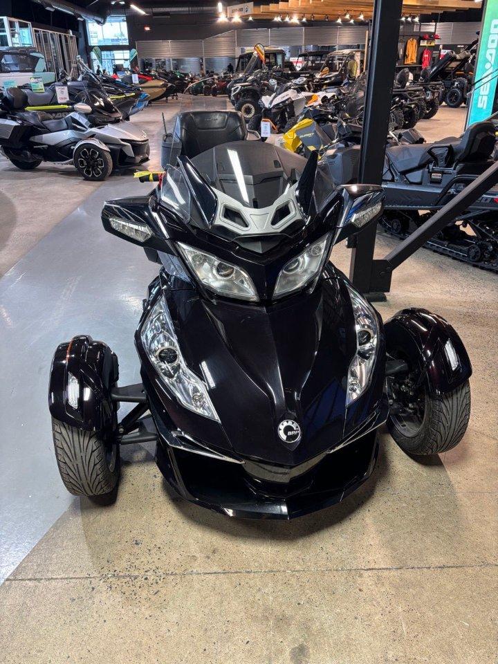 2014 Can-Am rt ltd thumbnail 3