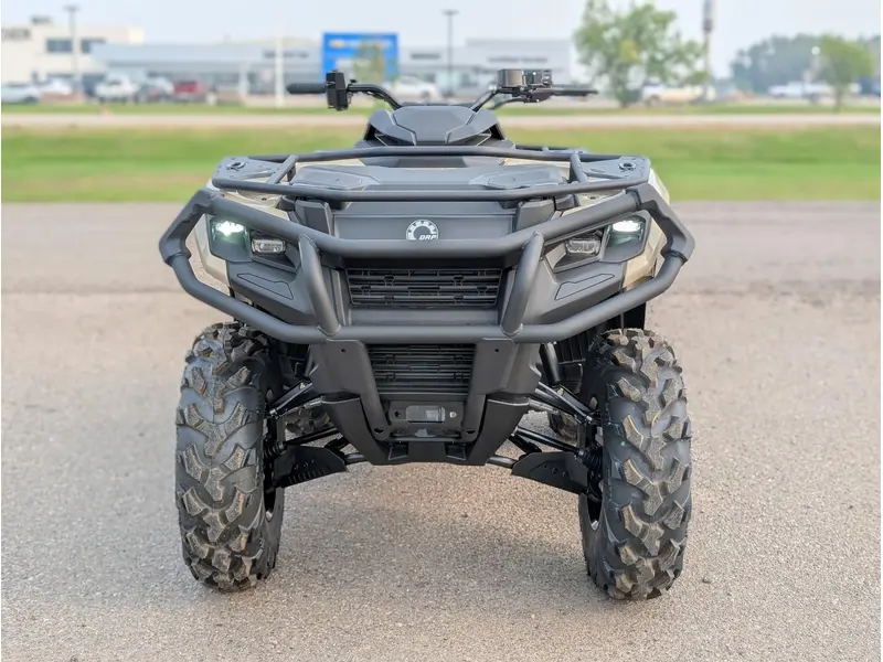 Can-Am Outlander Pro XU HD7 - Desert Tan 2026