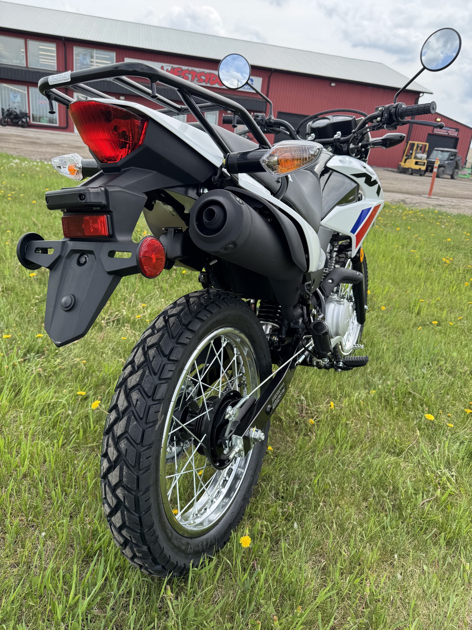 2026 Honda XR150L thumbnail 7