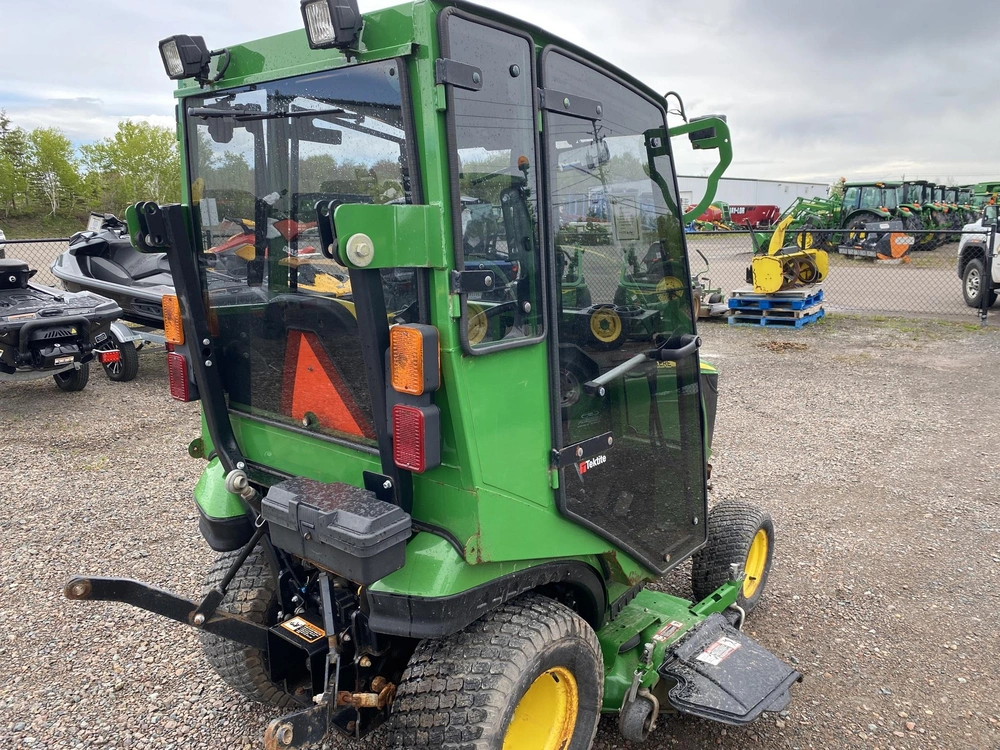 2015 John Deere 1025r alt