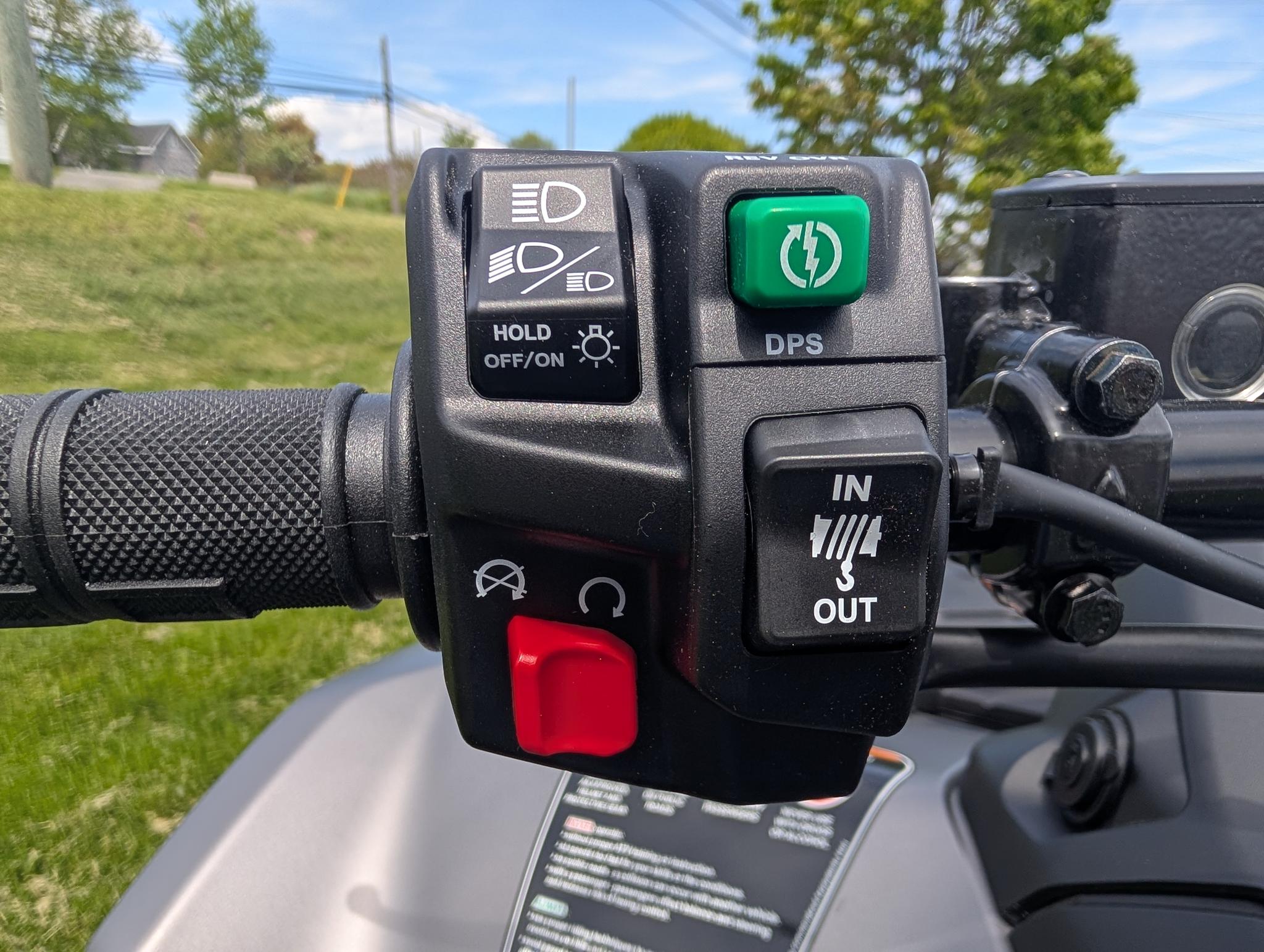 2026 Can-Am Outlander XT 700 thumbnail 12