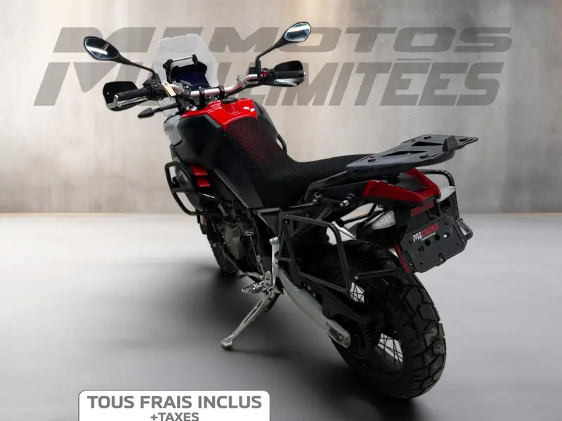 2022 Aprilia Tuareg 660