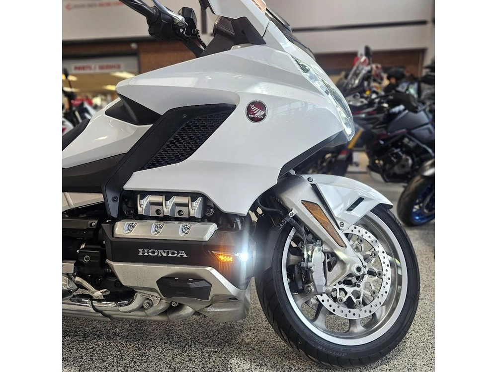 2018 Honda Goldwing alt