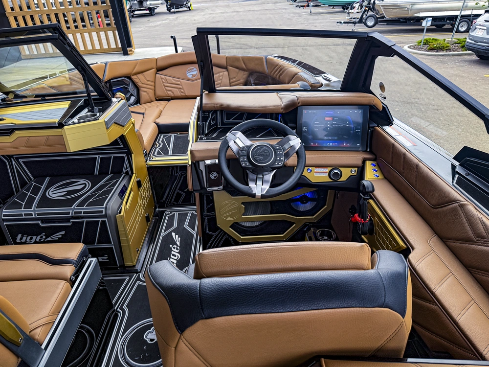 2026 Tige Boats Ultre 25zx alt