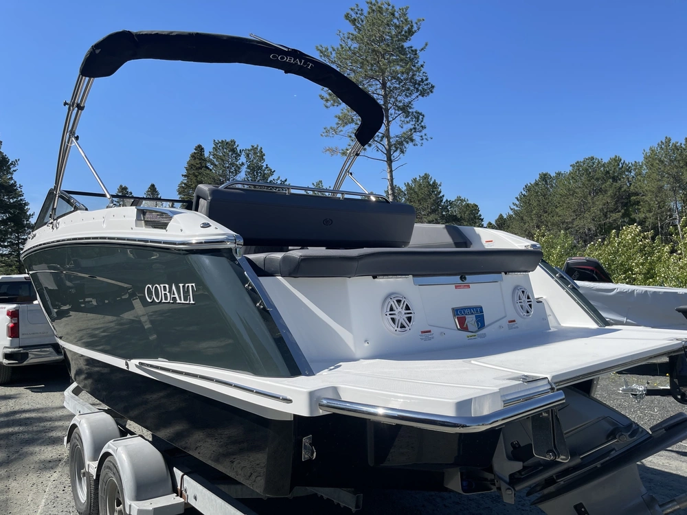 2026 Cobalt Boats R6 alt