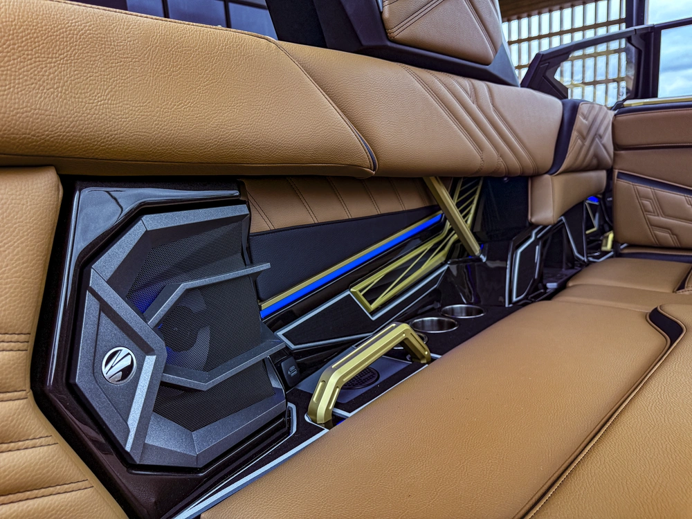 2026 Tige Boats Ultre 25zx alt