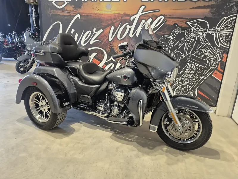Harley-Davidson FLHTCUTG Tri Glide Ultra 2022