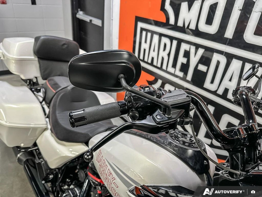 2024 Harley-davidson Cvo Road Glide St alt