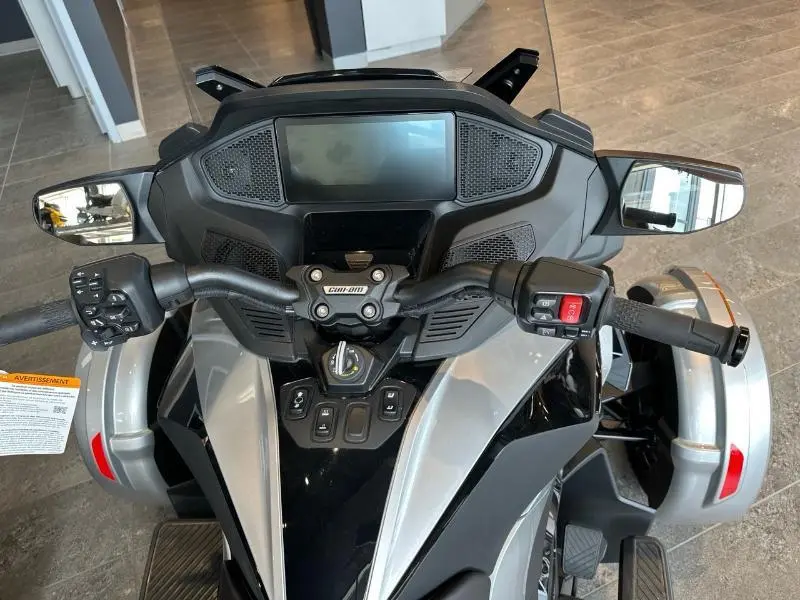 2024 Can-Am RT Limited SE6