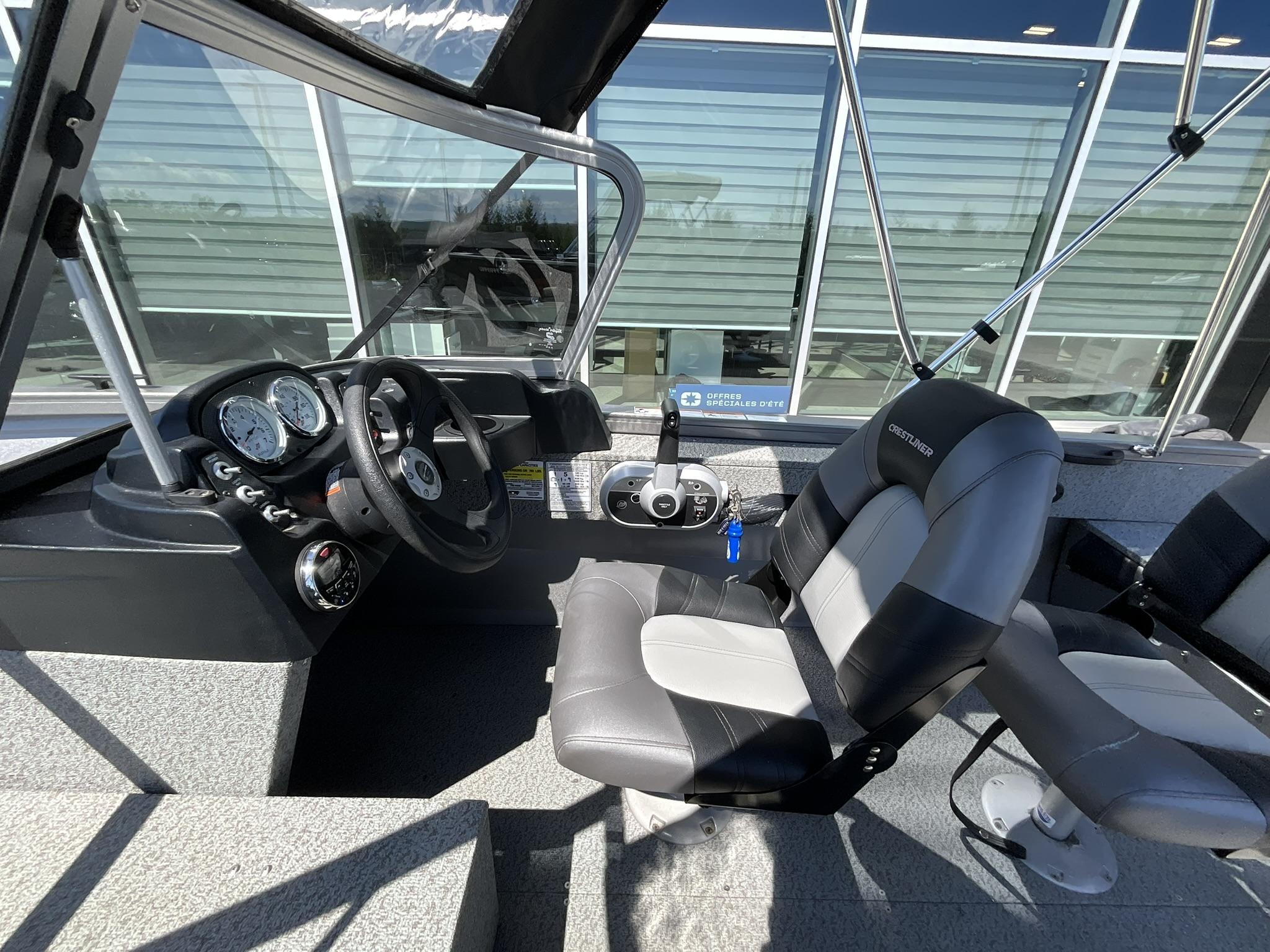2021 Crestliner Vision 1700 thumbnail 5
