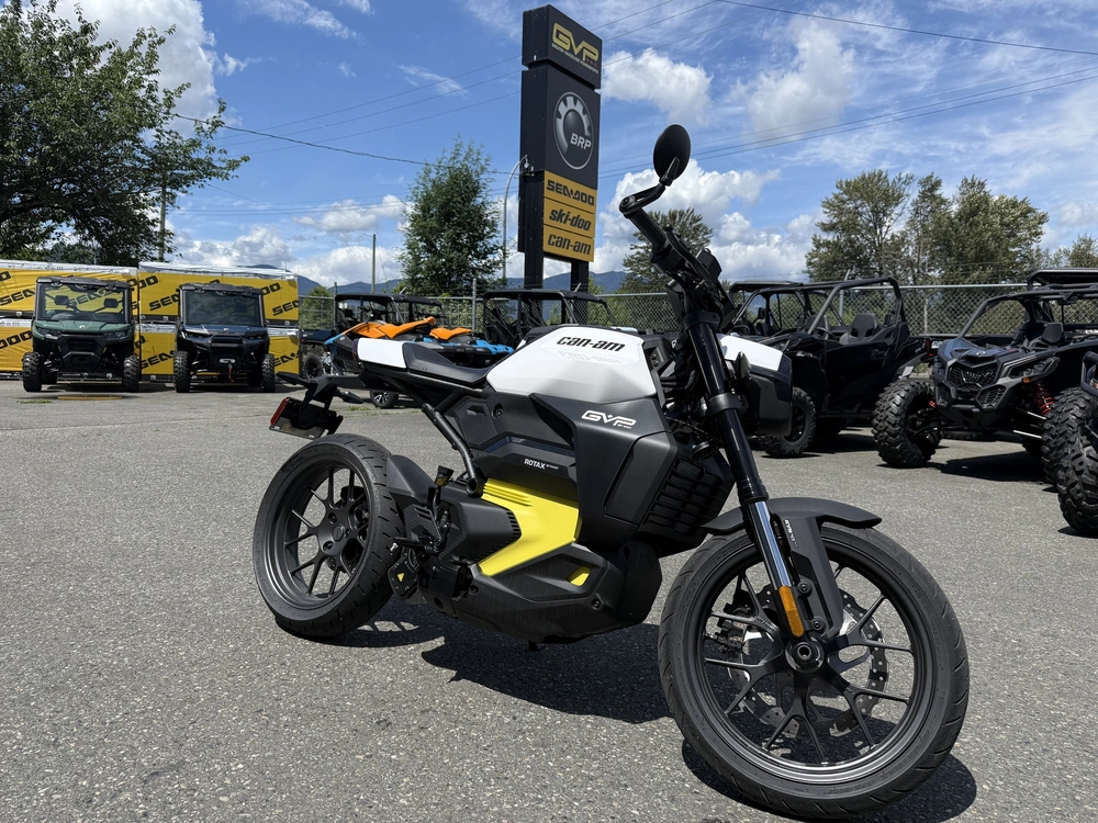2025 Can-am Pulse alt