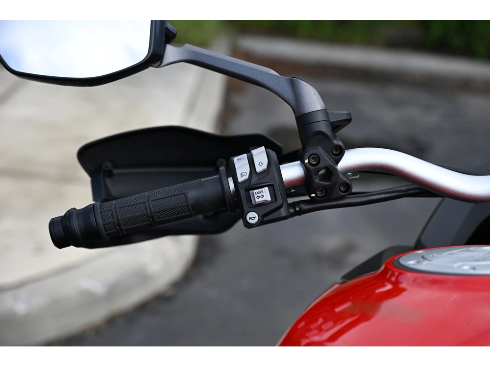 2018 Ducati Multistrada 950 alt