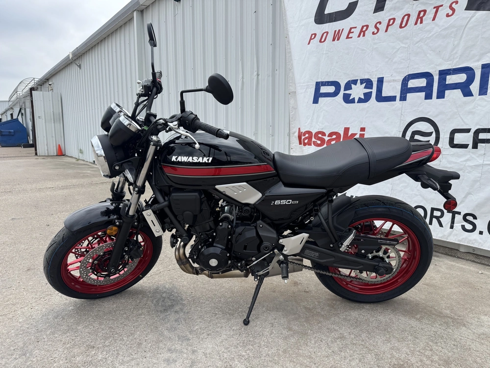 2026 Kawasaki Z650 Abs alt
