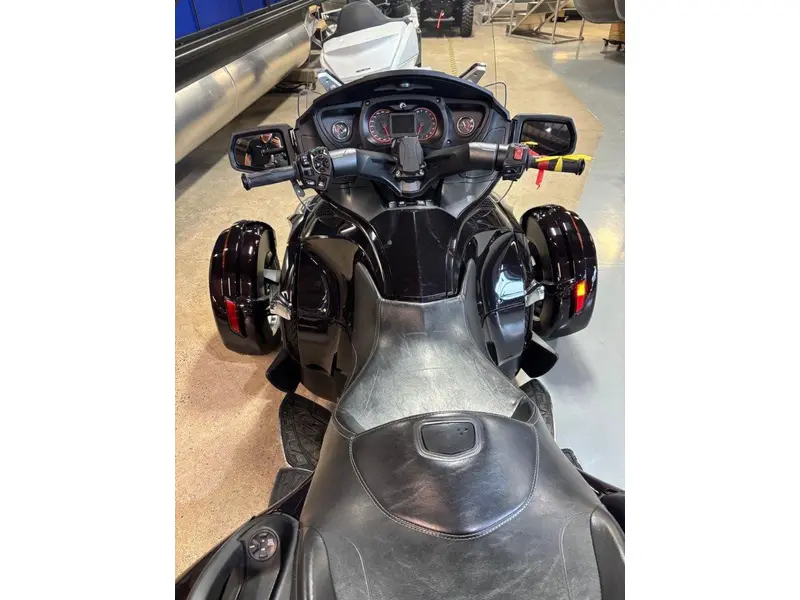 2014 Can-Am rt ltd
