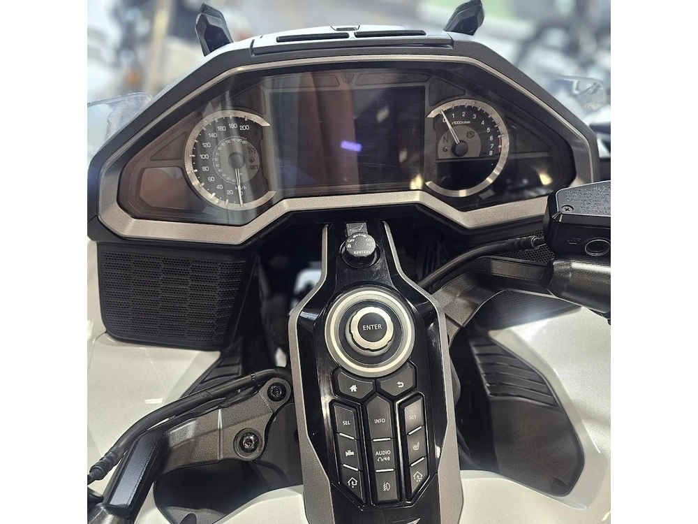 2018 Honda Goldwing alt