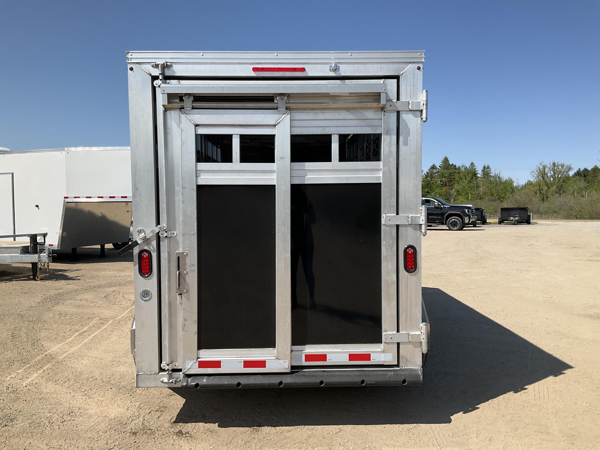 2027 Other 78" x 16' Plus V-Nose Aluminum Livestock Trailer thumbnail 7