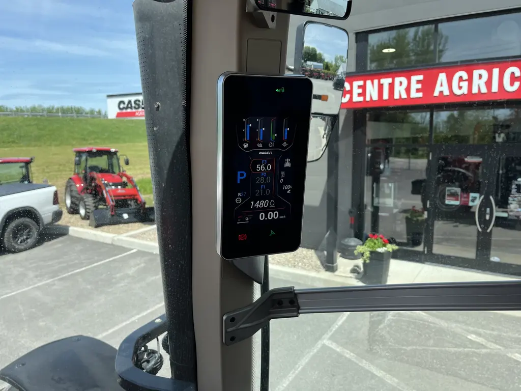 2023 Case IH Optum 270CVX