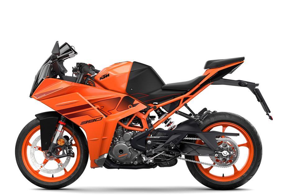 2024 KTM RC 390 thumbnail 2