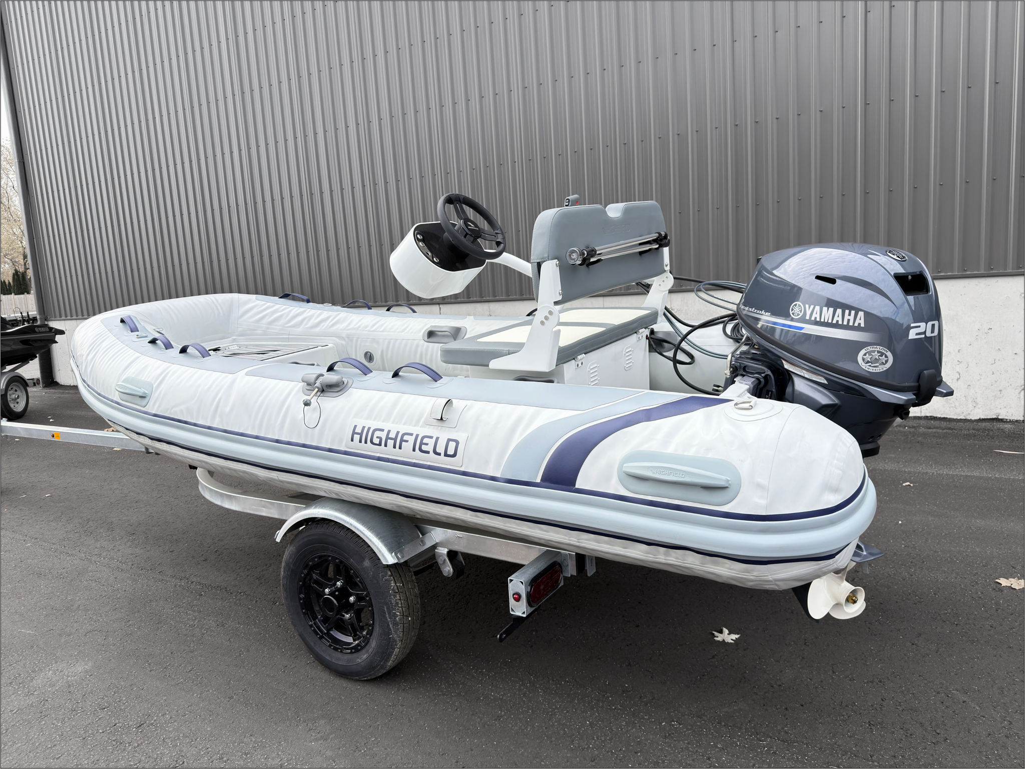 2023 Highfield CL360