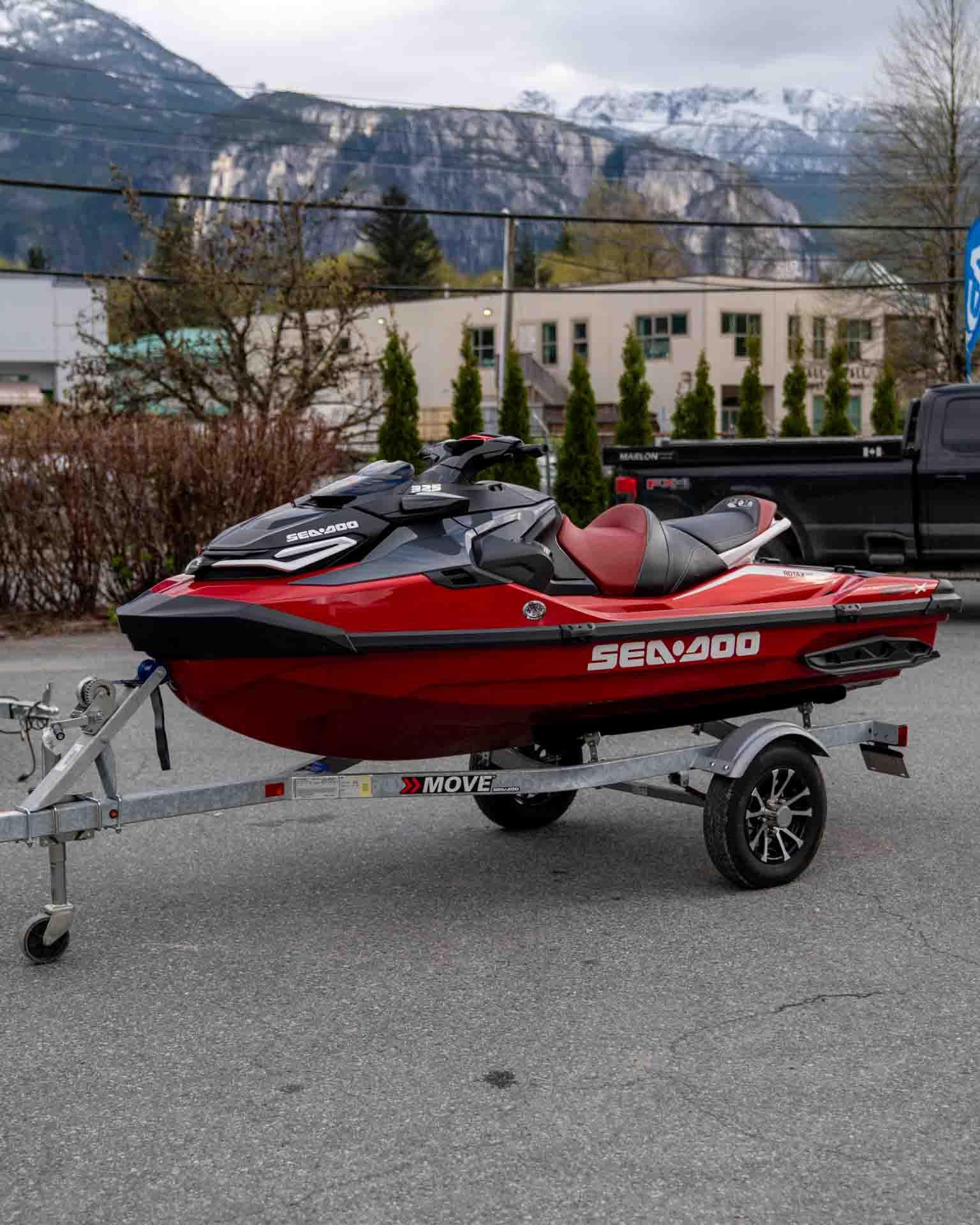 2024 Sea-Doo RXT-X 325 IBR with Audio and Trailer thumbnail 5