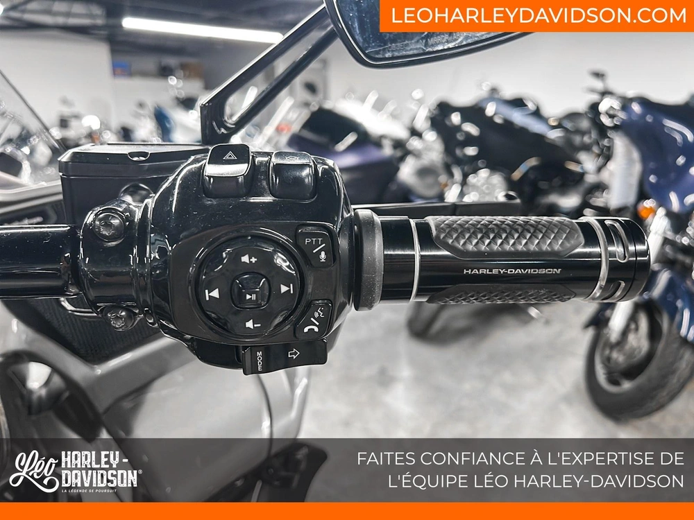 Harley-davidson Fltrxse Cvo Road Glide 2023 alt