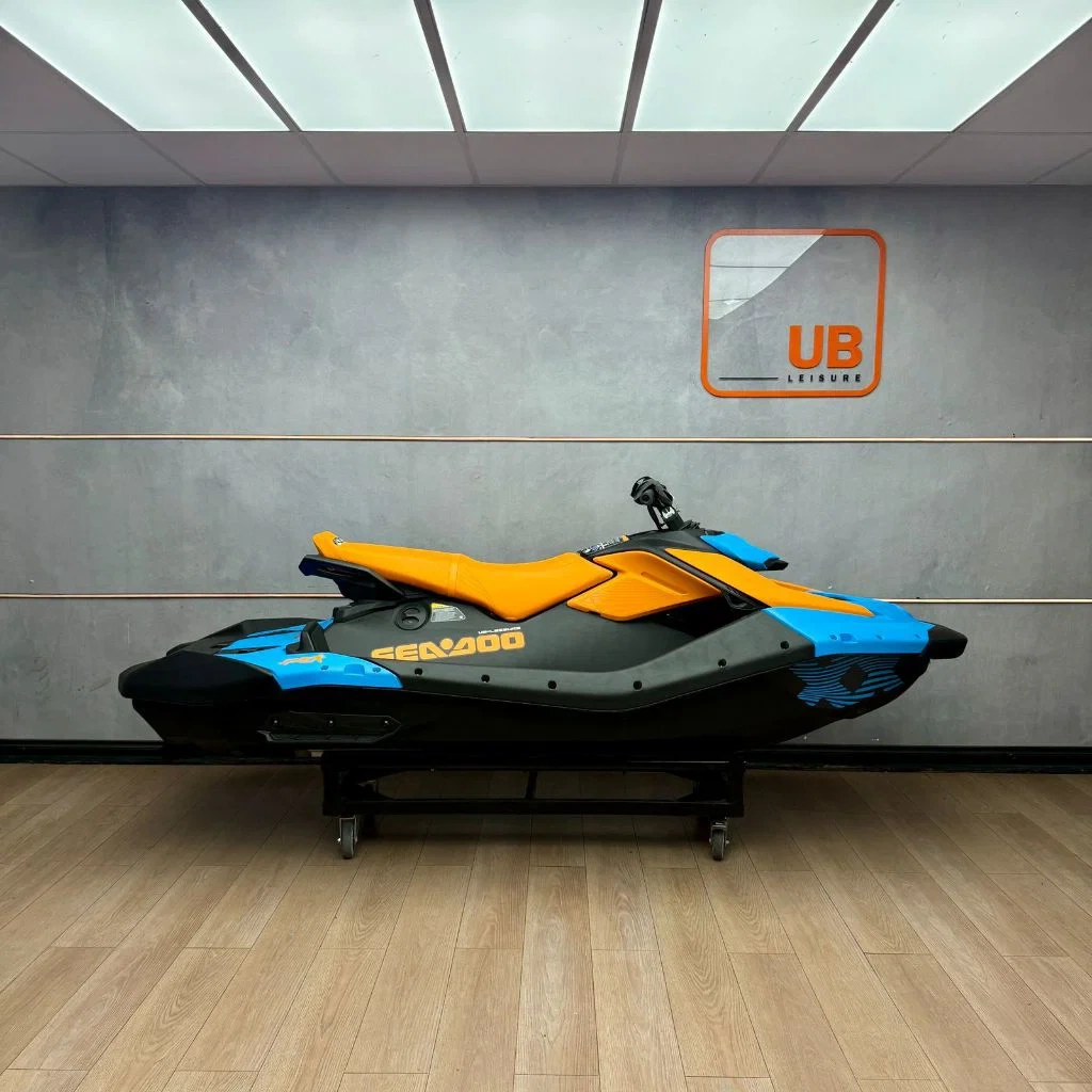 2026 Sea-Doo SPARK TRIXX 3UP IBR "Gulfstream Blue / Orange Crush (Sound System)"