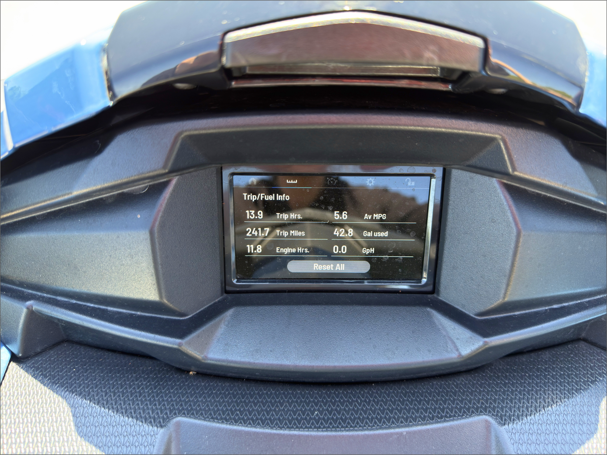 2025 Yamaha VX Cruiser HO thumbnail 8