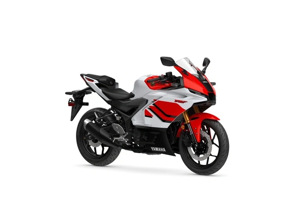 2026 Yamaha Yzf-r3 70th Anniversary Edition alt