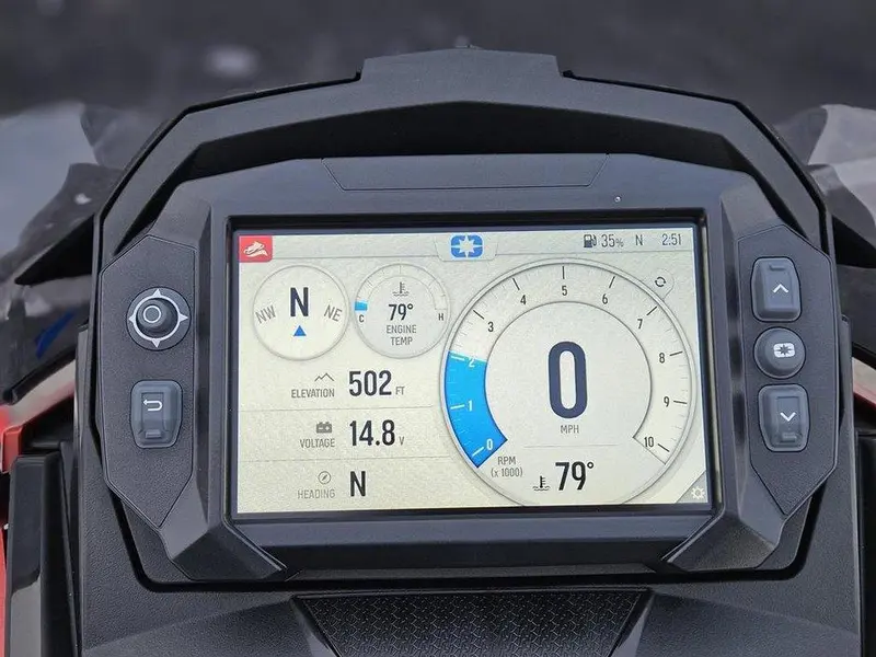 Polaris PATRIOT BOOST INDY VR1 137 DYNAMIX 2025