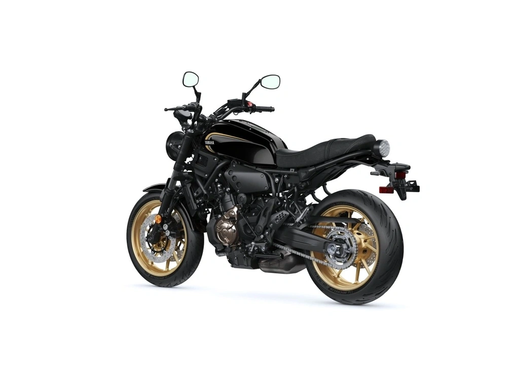 2026 Yamaha Xsr700 alt