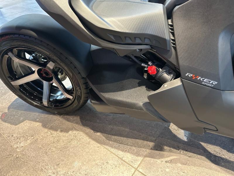 2025 Can-Am Ryker Sport 900 ACE thumbnail 5