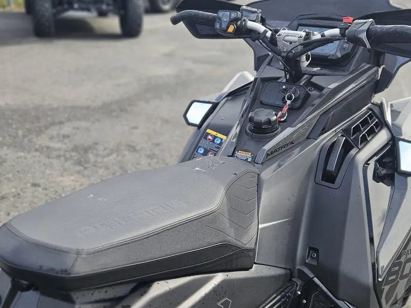 Polaris 850 Indy VR1 BOOST 137